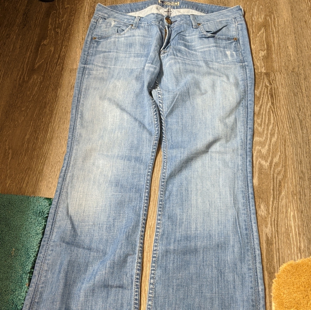 Hudson bootcut light wash jeans sz 30